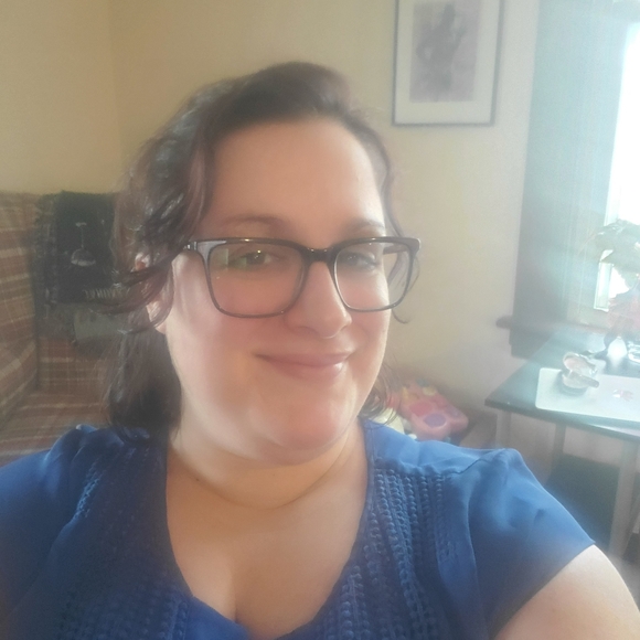 Meet your Posher, Jackie - Picture 1 of 1